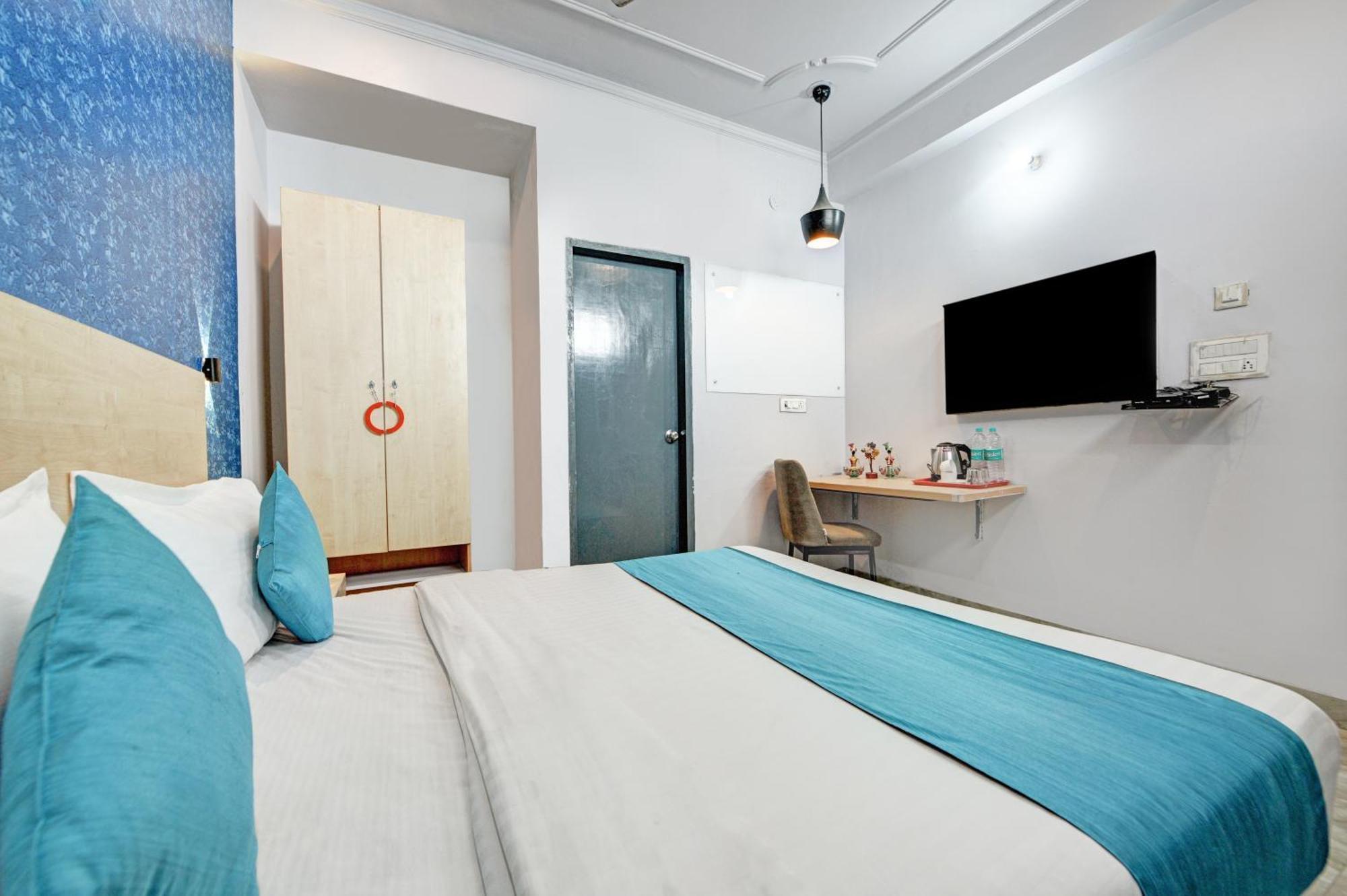 Royal Spark Inn1 - Medicity Gurugram, Near Medanta Hospital Gurgaon Bilik gambar